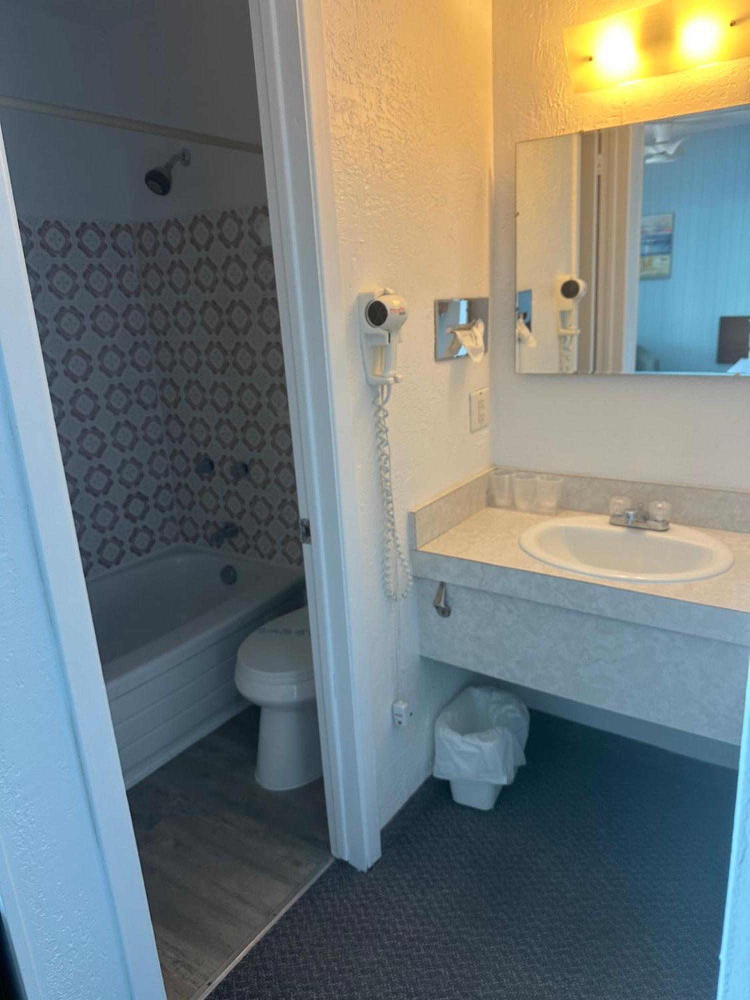 Motel Carleton Sur Mer מראה חיצוני תמונה